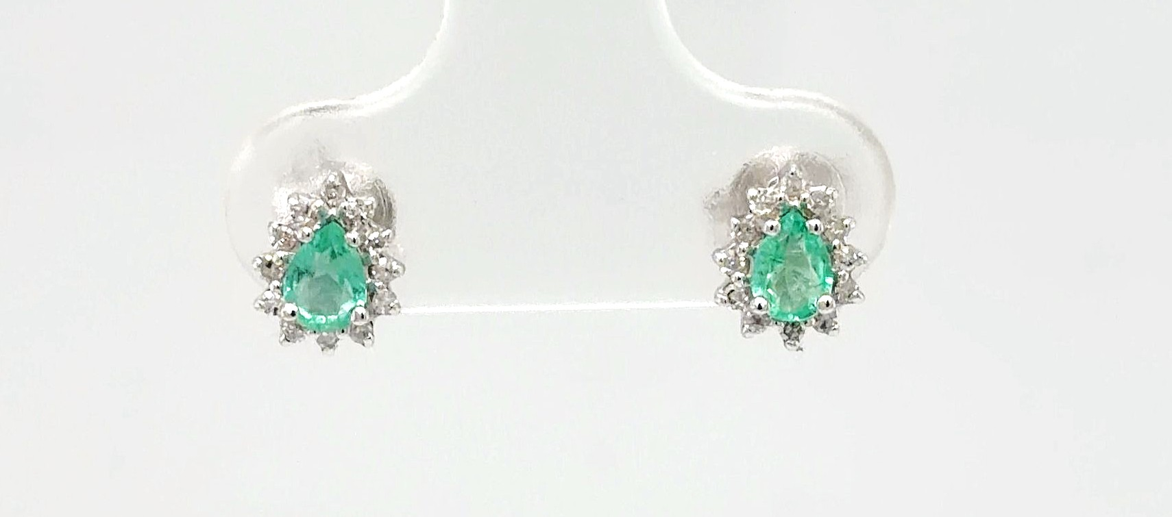 0.40ct Emerald & 0.15ct Diamond Stud Earrings -9ct White Gold 0.9g