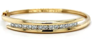 1.99ct Diamond & 14ct Gold Cross Over Bangle 17.4g 7.5 Inch