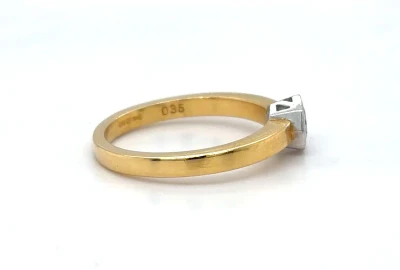 0.35ct Diamond & 18ct Gold Solitaire Ring 3.8g