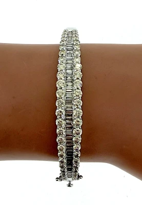 5.22ct Diamond & 9ct White Gold Bangle 19.8g 7.5inch