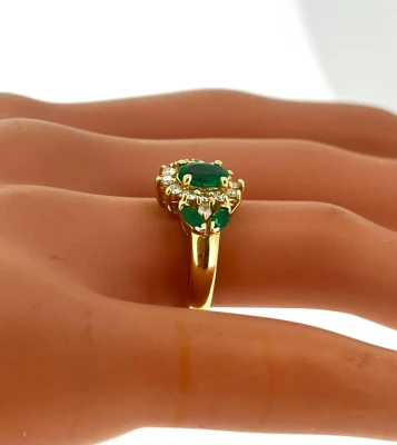 1.40ct Emerald & 0.80ct Diamond Dress Ring 14ct Gold 5.2g