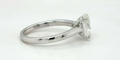 1.50ct Oval Diamond & 18ct White Gold Solitaire Ring 3.3g