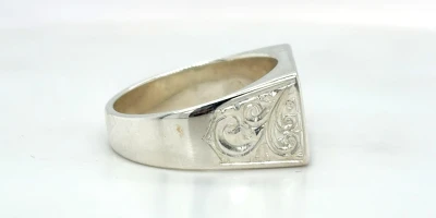 Sterling Silver Hand Engraved Rectangular Signet Ring 9.3g