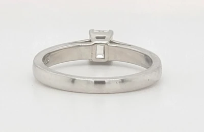 0.40ct Diamond & Platinum Solitaire Ring 5.0g Size L1/2