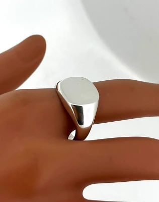 Sterling Silver Signet Ring 9.3g