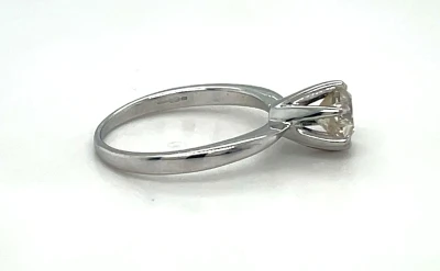 0.75ct Diamond & 18ct White Gold 6 Claw Solitaire Ring 3.2g