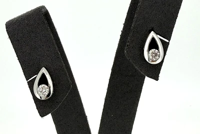 0.25ct Diamond & 18ct White Gold Pear Shape Stud Earrings 1.6g