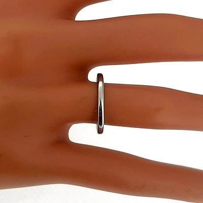 2.0mm Platinum Traditional Court Wedding Band 3.1g