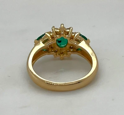 1.40ct Emerald & 0.80ct Diamond Dress Ring 14ct Gold 5.2g
