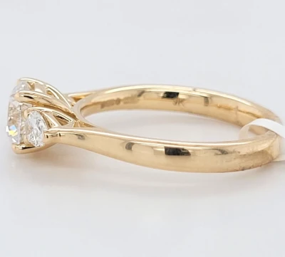 1.61ct Lab Grown Diamond & 9ct Gold Trilogy Ring 3.3g Size M