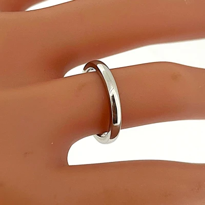 2.5mm Platinum Courted Wedding Band 4.5g