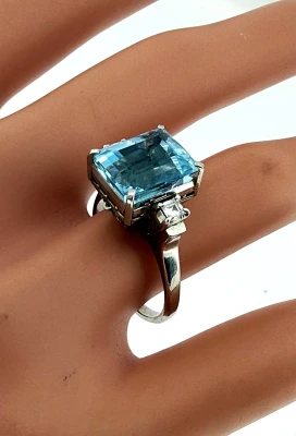 4.61ct Aquamarine & 0.16ct Diamond Platinum Dress Ring- 6.5g
