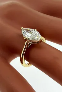 2.03ct Marquise Lab Grown Diamond & 18ct Gold Solitaire Ring 4.9g