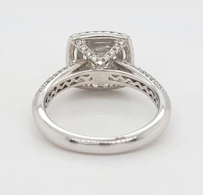 2.00ct Lab Grown Diamond & 14ct White Gold Halo Solitaire Ring 4.2g