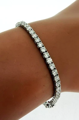 4.57ct Diamond & 18ct White Gold Tennis Bracelet 8.0g 7.5 Inch