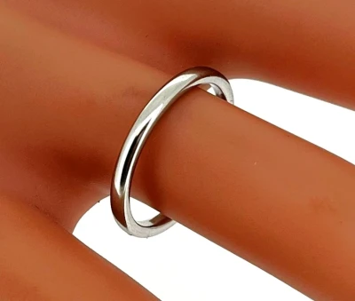 2mmPlatinum Courted Wedding Band 3.1g