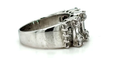 1.25ct Diamond & 18ct White Gold Dress Ring 7.2g