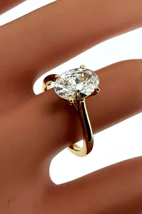 1.57ct Oval Lab Grown Diamond & 18ct Gold Solitaire Ring 3.9g