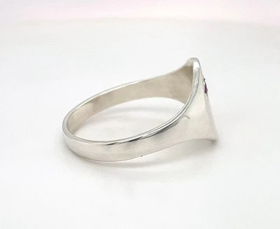 0.05ct Garnet & Sterling Silver Signet Ring 4.4g