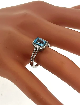 1.00ct Topaz & 0.20ct Diamond Halo Ring - 9ct White Gold 3.3g