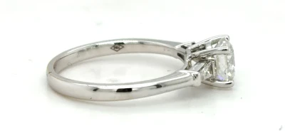 1.20ct Diamond & 18ct White Gold Solitaire Ring 2.9g