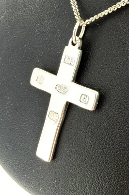 Sterling Silver Spread Hallmark Cross Pendant 5.0g ( 36 x 26 x 1.9mm )