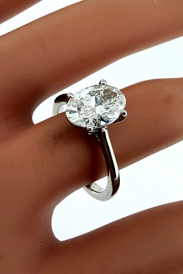 2.00ct Lab Grown Diamond & Platinum Solitaire Ring 5.2g