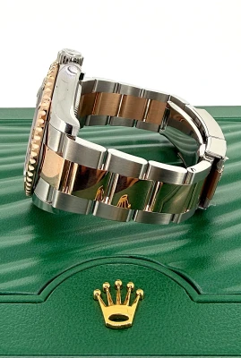 Rolex 40mm YachtMaster 18ct Gold & Stainless Steel CHOCOLATE DIAL 2022 Box & Papers UNWORN Model 126621