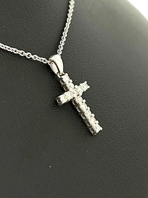 0.15ct Diamond & 18ct White Gold Cross Pendant ( 20. x 9.6 x 2.5mm) 1.0g