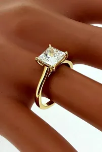 2.04ct Lab Grown Diamond & 18ct Gold Solitaire Ring 4.1g