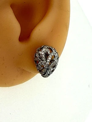 0.80ct Diamond & 18ct White Gold Ornate Stud Earrings 3.0g