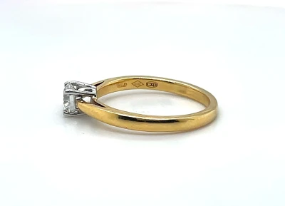 0.35ct Diamond Solitaire Ring 18ct Yellow & White Gold 3.9g