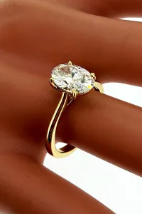 1.57ct Oval Lab Grown Diamond & 18ct Gold Solitaire Ring 3.9g
