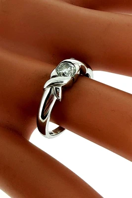 0.44ct Diamond & 18ct White Gold Dress/Solitaire Ring 4.4g