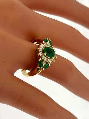 1.40ct Emerald & 0.80ct Diamond Dress Ring 14ct Gold 5.2g