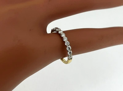 0.50ct Diamond & 18ct Gold Half Eternity Ring 1.8g
