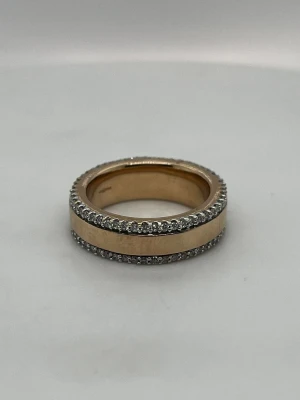 0.71ct Full Diamond & 9ct Gold 6.5mm Wedding Band 9.8g