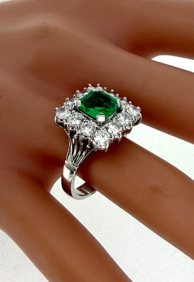 1.50ct Emerald & 1.80ct Diamond Dress Ring -18ct White Gold 9g