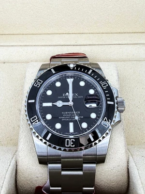 Rolex 40mm Submariner Date - Stainless Steel 2016 Box & Papers Model: 116610LN
