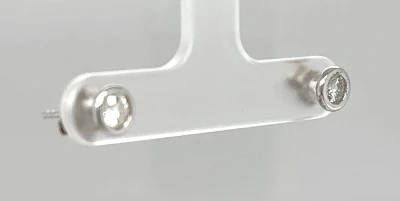 0.45ct Diamond & 18ct White Gold Solitaire Stud Earrings 1.0g