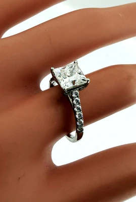 2.31ct Diamond & Platinum Solitaire Ring 3.9g