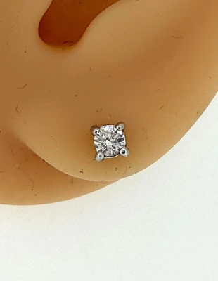 0.20ct Diamond & 9ct White Gold Studs 0.7g