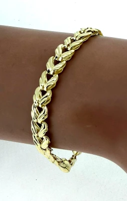 9ct Gold Fancy 7.5mm Bracelet 7.5inch