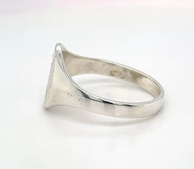 0.05ct Garnet & Sterling Silver Signet Ring 4.4g