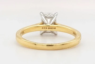 1.13ct Lab Grown Diamond & 18ct Gold Solitaire Ring ( Hidden Halo) 3.5g Size: M
