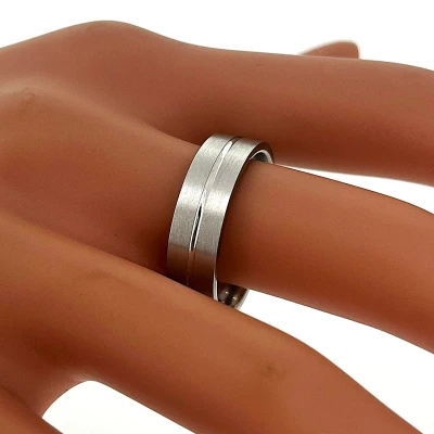 18ct White Gold 6mm Flat Court Brushed Band 10.0g