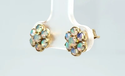 Opal & 9ct Gold Cluster Stud Earrings 1.4g