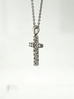 0.15ct Diamond & 18ct White Gold Cross Pendant ( 20. x 9.6 x 2.5mm) 1.0g