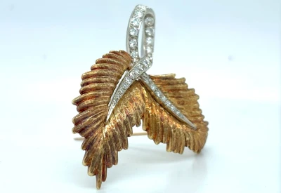 1.00ct Natural Diamond & 18ct Gold Vintage Double Leaf Brooch 11.1g (45.8mm x 42.5mm)
