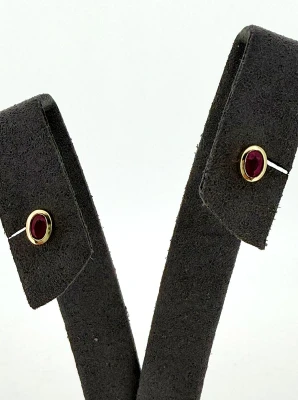 0.60ct Ruby & 9ct Gold Stud Earrings 0.9g